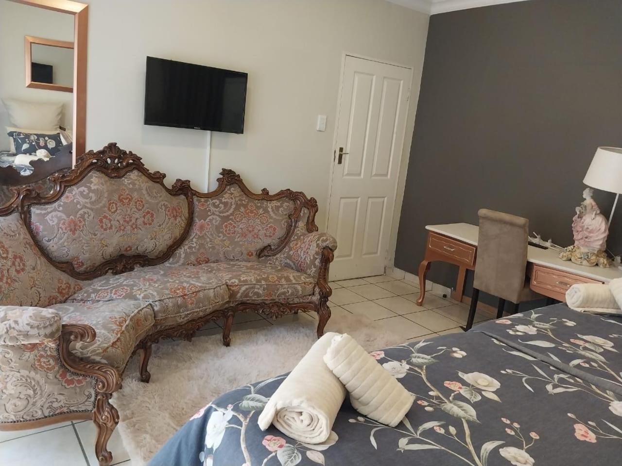 The Elephant Room At Frederick'S Place Pretoria-Noord Zewnętrze zdjęcie